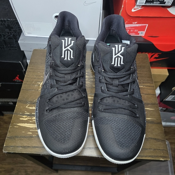 Nike Kyrie 3 Black Ice Men's Size 12 - Picture 1 of 9